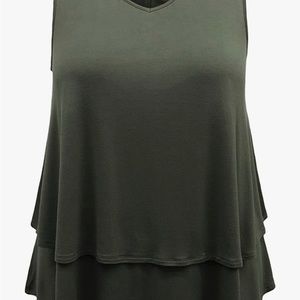 Leebe V-Neck Double Layered Tiered Tank Top